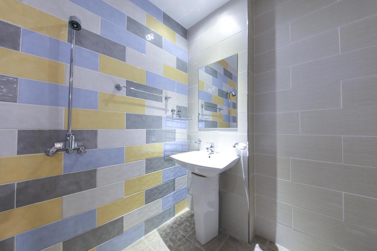 Central Hotel Cshangvon Kültér fotó