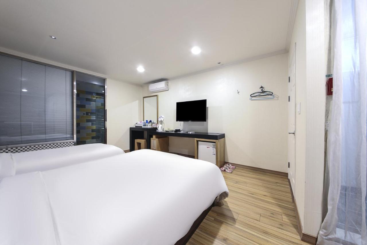 Central Hotel Cshangvon Kültér fotó